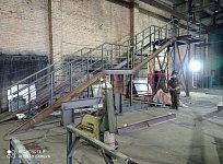 эвакуационная лестница несколько выходов