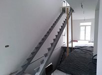 Лестница зашитая под ключ